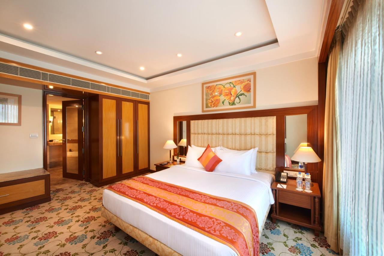 Accord Puducherry Exterior photo