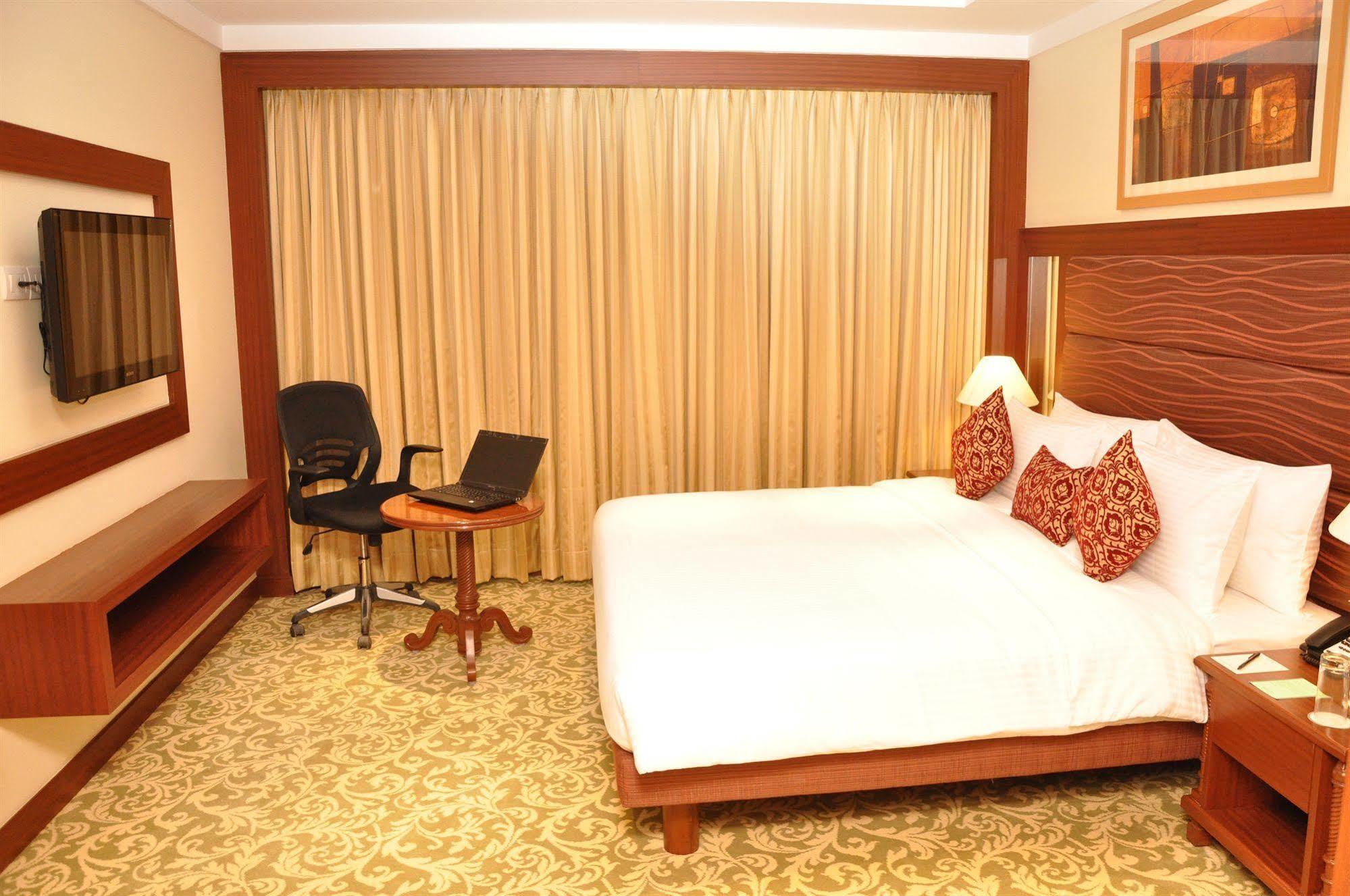 Accord Puducherry Exterior photo